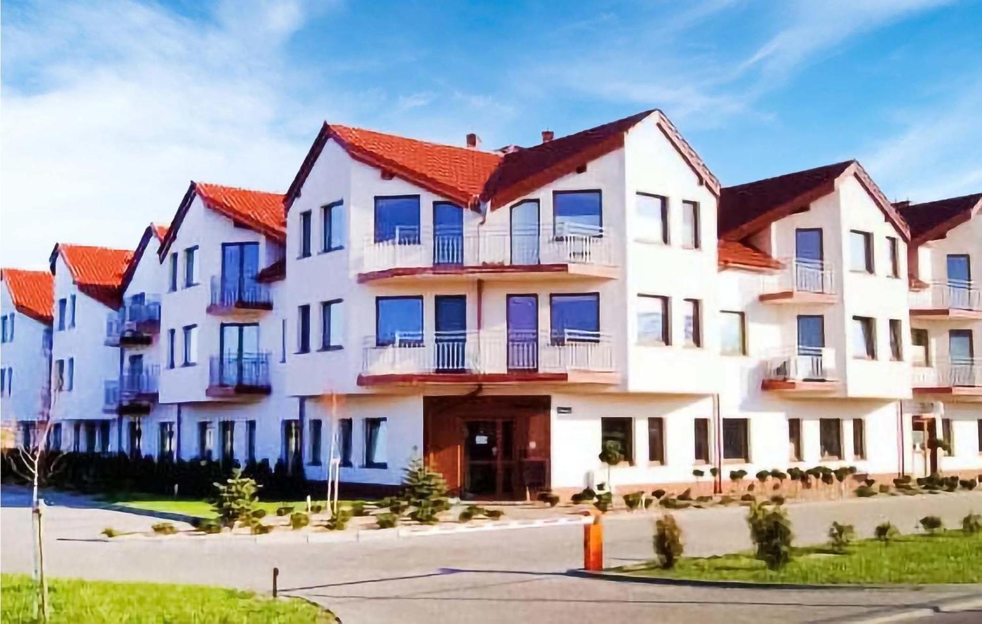 Nice Apartment In Darlowko With Wifi Exterior foto